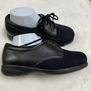 Cosy Feet Sienna Lace Up‎ Casual Extra Roomy Shoes, size 4